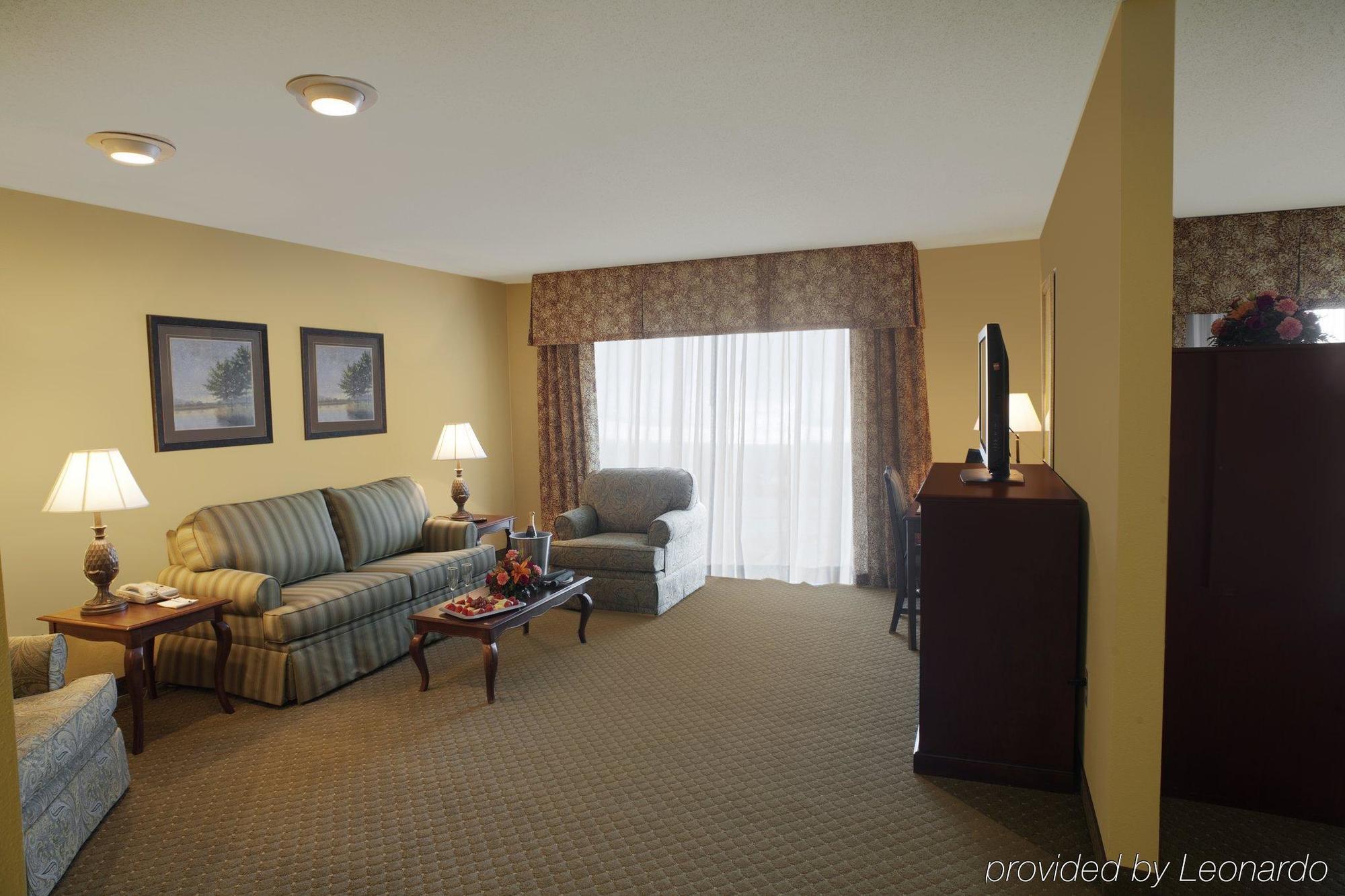 Clarion Hotel & Suites - Convention Center Fredericksburg Chambre photo