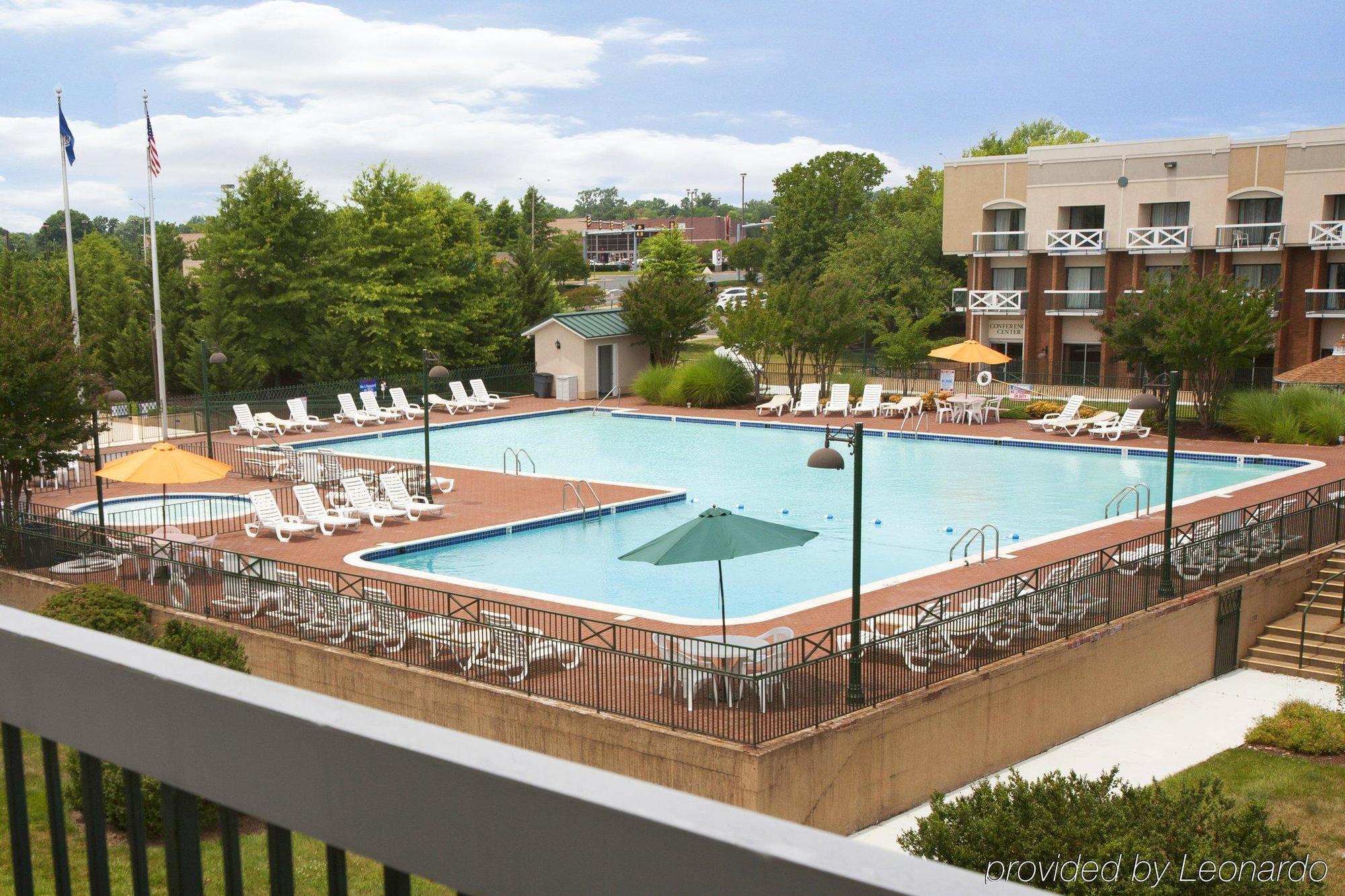 Clarion Hotel & Suites - Convention Center Fredericksburg Facilités photo